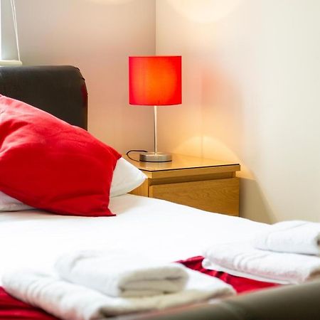 2 Bed 2 Bathroom Apartment Free Parking Μπρίστολ Εξωτερικό φωτογραφία