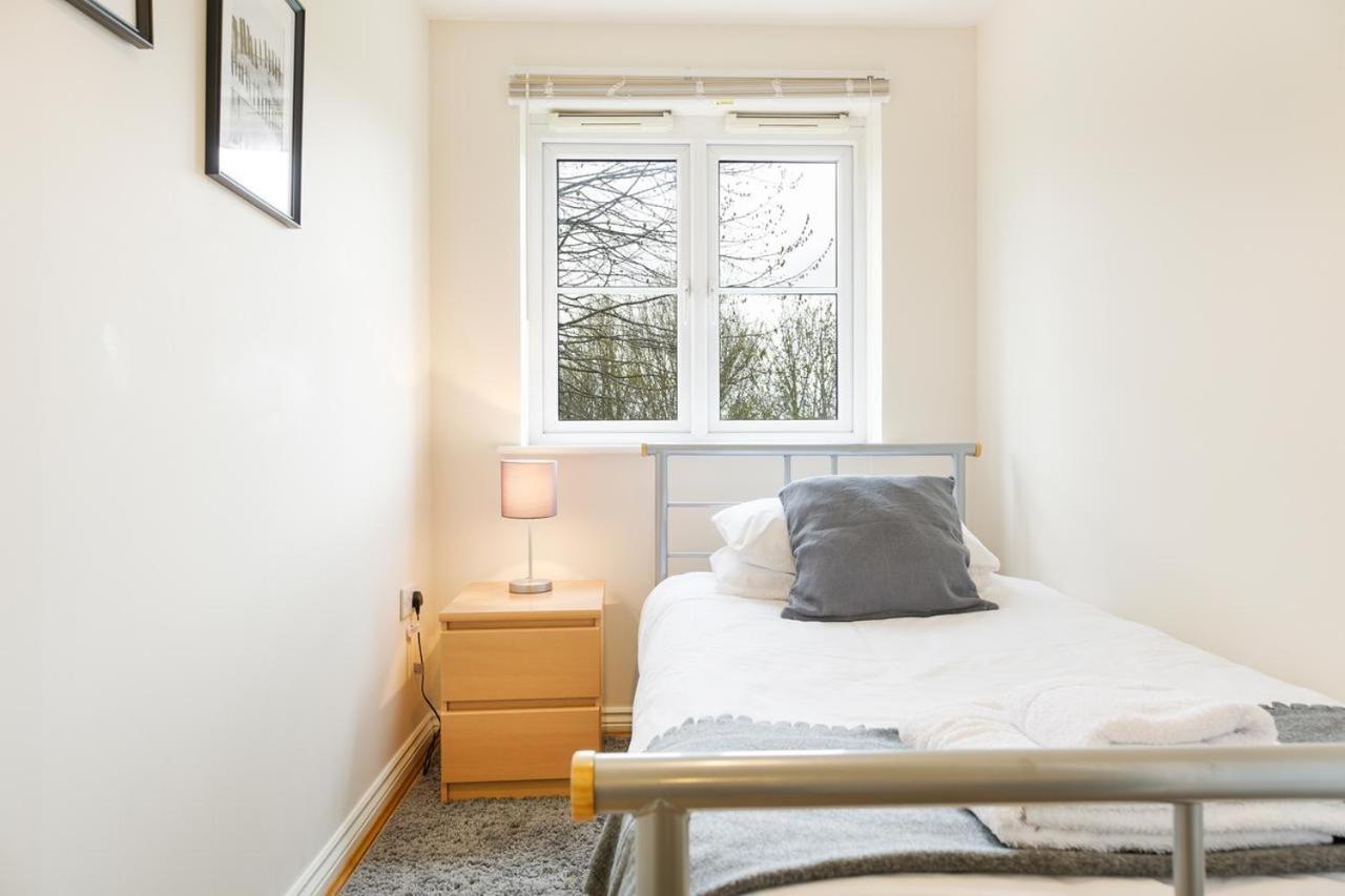 2 Bed 2 Bathroom Apartment Free Parking Μπρίστολ Εξωτερικό φωτογραφία